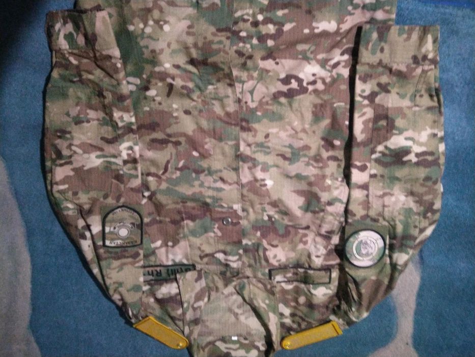 Продам комплект военной формы новое