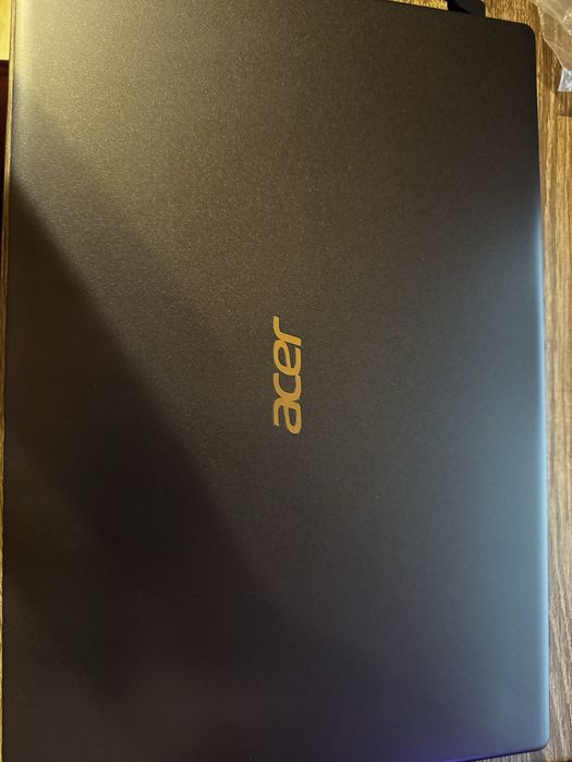 Acer лаптоп като нов