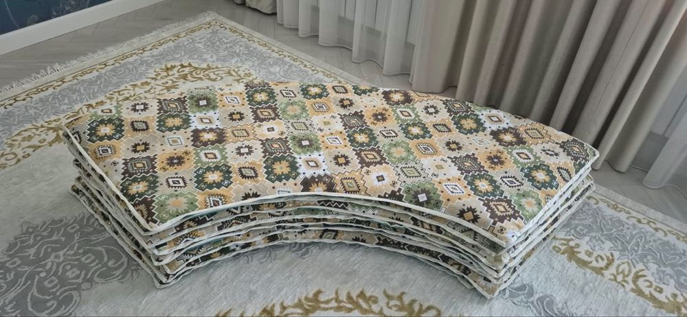 Корпе для стола круглой формы
