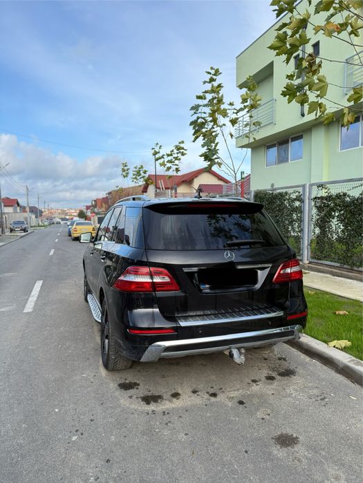 Mercedes-Benz ML 350 BlueTEC 4MATIC – 3.0 Diesel / 258 CP – Impecabilă