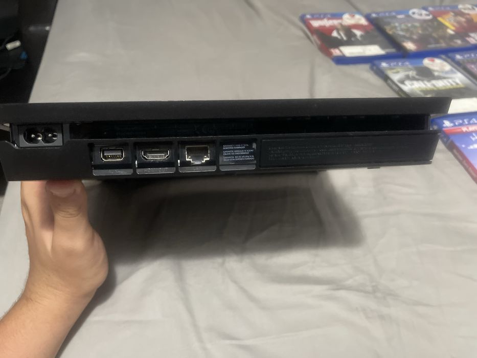 PS4 Slim 13 jocuri pachet NEGOCIABIL