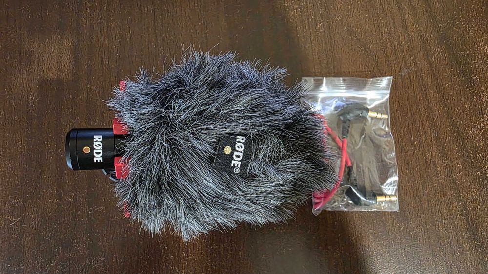 Microfon vlogging pentru cameră / telefon Rode Videomicro