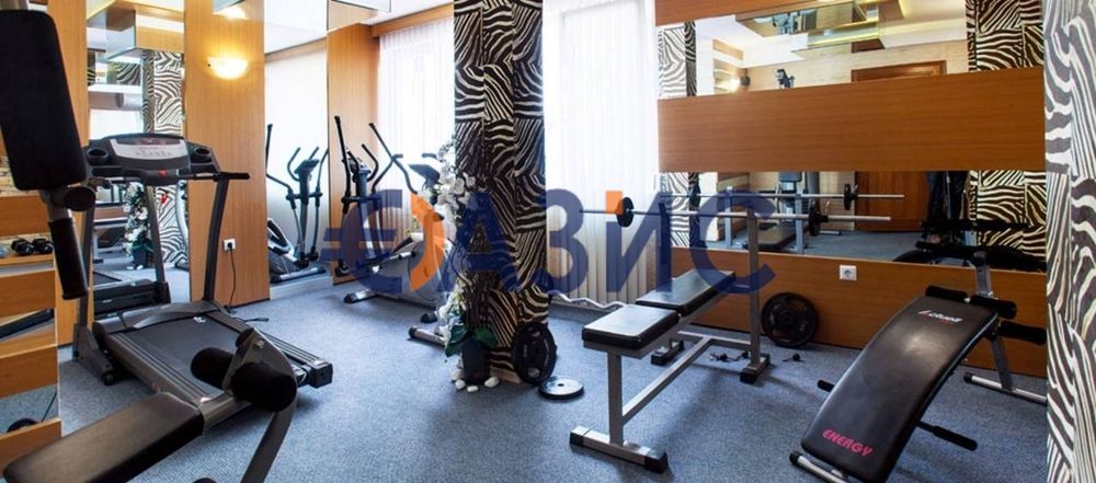 Продава се Двустаен апартамент в к.к. Слънчев бряг - 61 кв.м за 1443 €/кв.м - Снимка #12