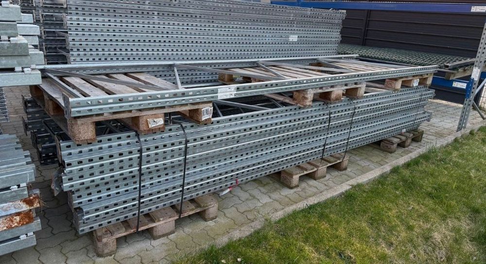 Rafturi metalice industriale