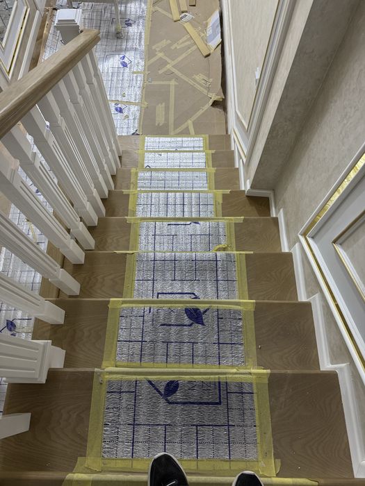 Eshik va zina mebellar ustanofka qlb beramz va tayorlab beramiz