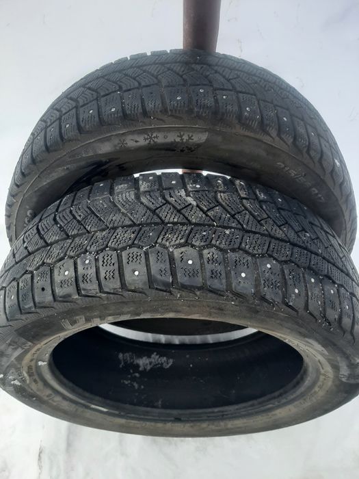 Продам шины 215/55/17 виатти