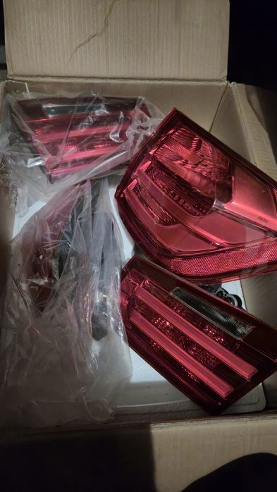 Американски (червени) задни светлини за BMW F30