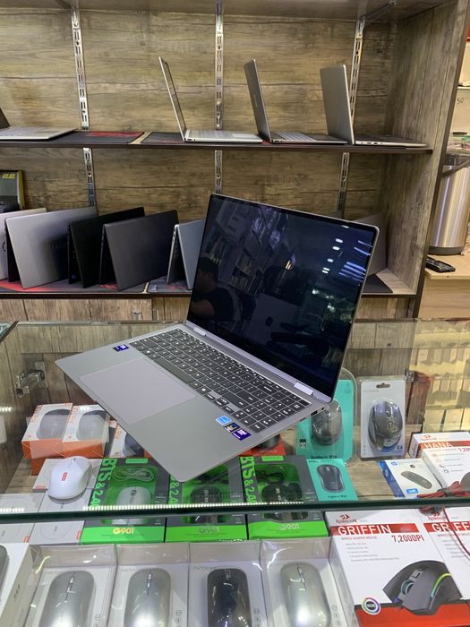 Samsung Galaxy book 5 Pro 360