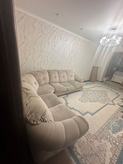 Диван угловой большой