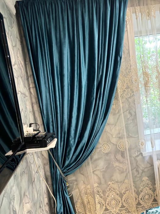 Продам шторы в отличном состоянии