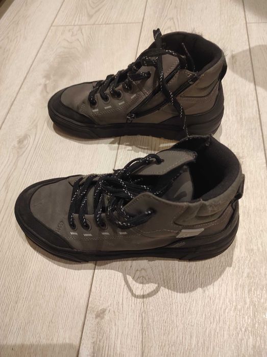 Обувки 34 и 35 номер