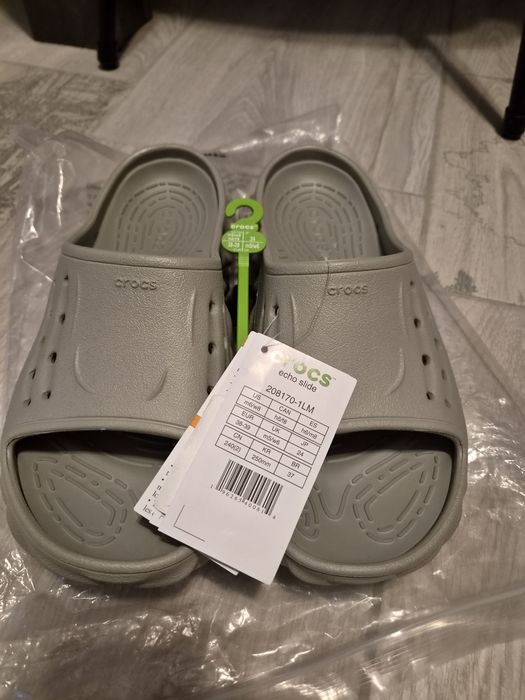 Crocs echo slide 38/39