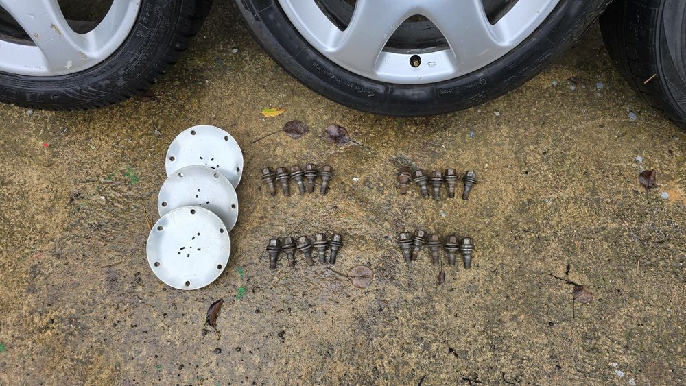 5бр джанти 17ки 5х108 с болтове Пежо Ситроен

Pазмep: 7.5J x 17, E