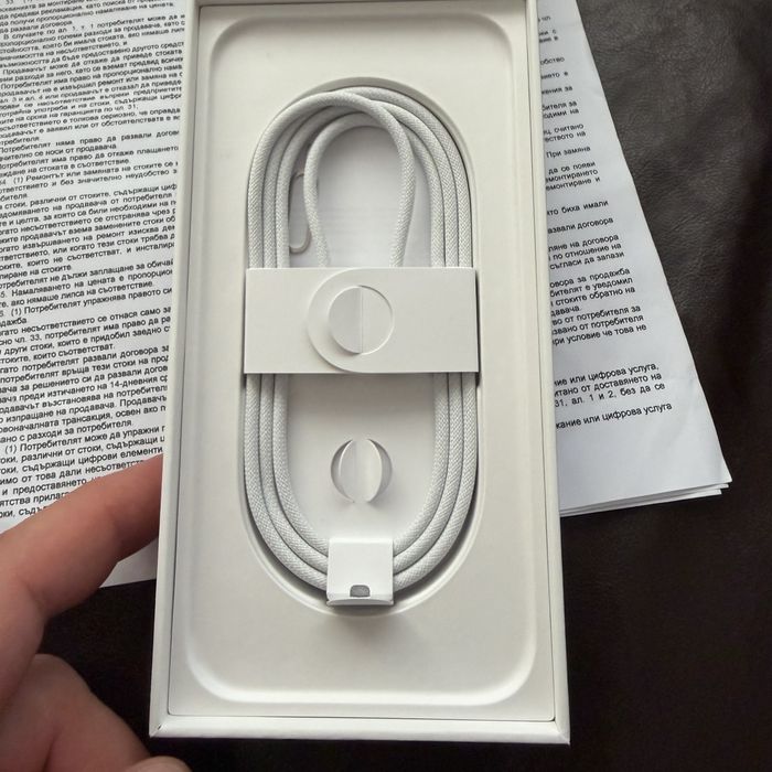 Iphone 16 pro max desert