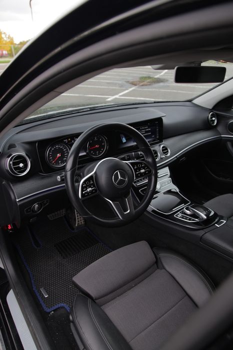 Mercedes Benz e220 - 2019