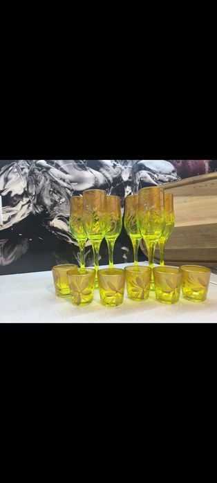 Продам набор (фужеры, рюмки)