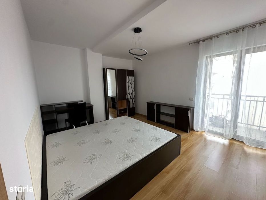 Apartament de inchiriat, 3 camere, loc de parcare, Zona Closca