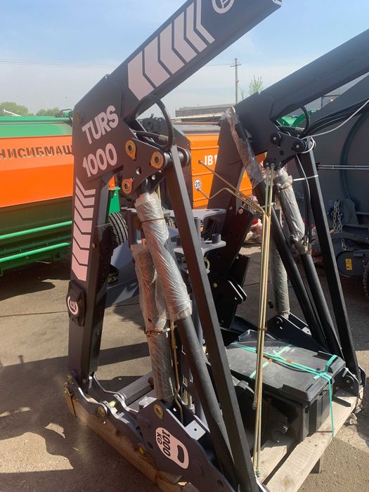 Погрузчик КУН-1000 (TURS-1000) "Сальсксельмаш"