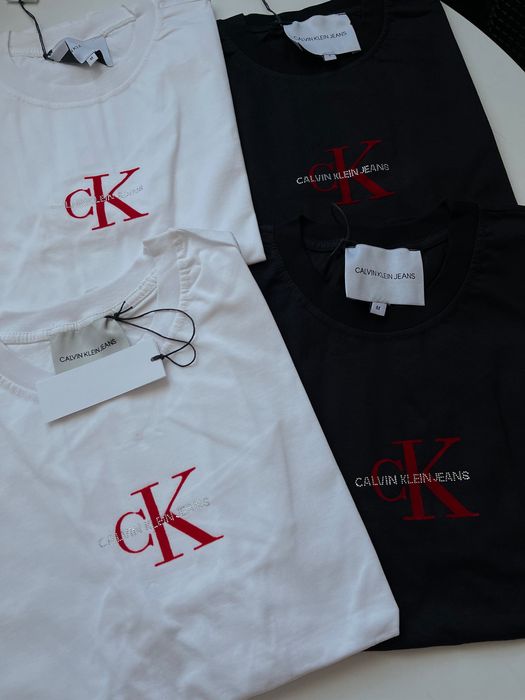 Дамски тениски Calvin Klein, guess