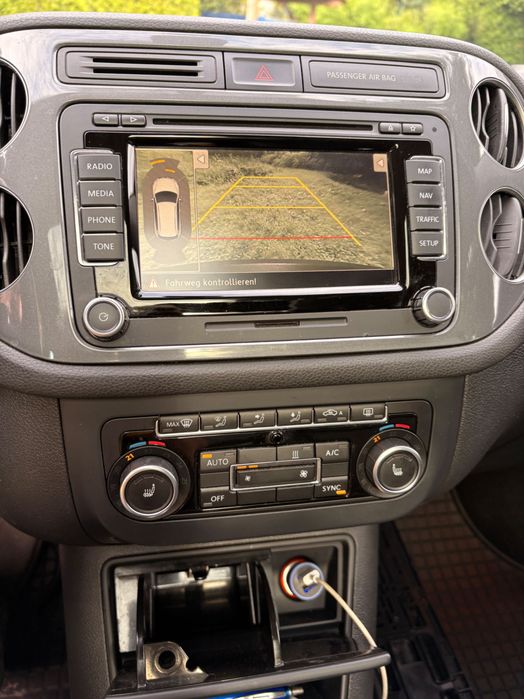 VOLKSWAGEN Tiguan 2015 — imagine 3