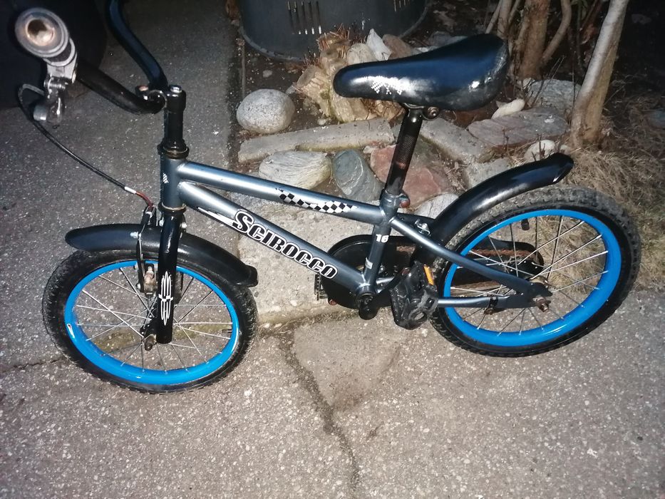 Vând bicicleta scirocco