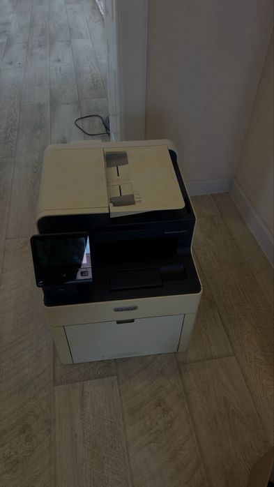 Xerox 6515 состояние нового 300000