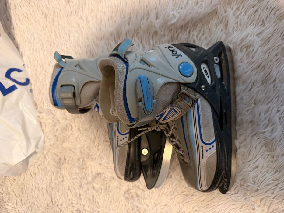 Кънки за лед (размер 37–40)