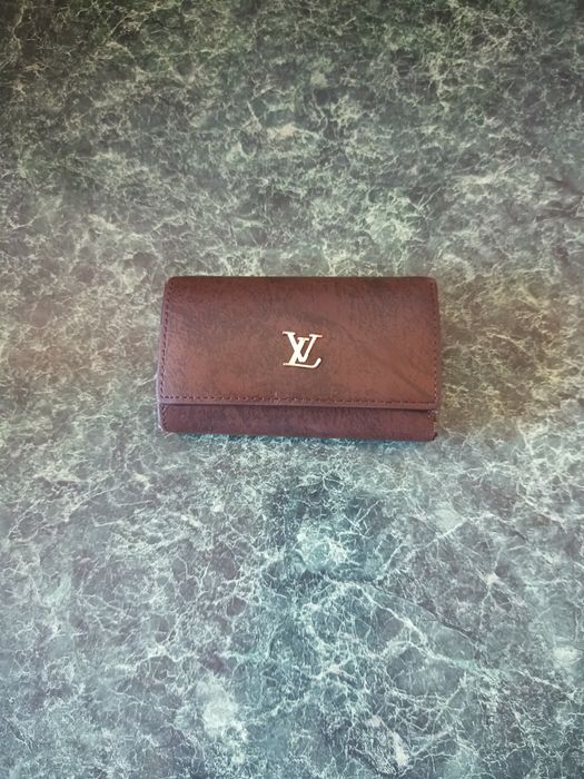 Portofel LV original fără acte