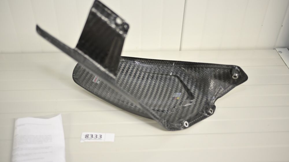 Aparatoare Aripa noroi spate din carbon Ducati Performance Panigale
