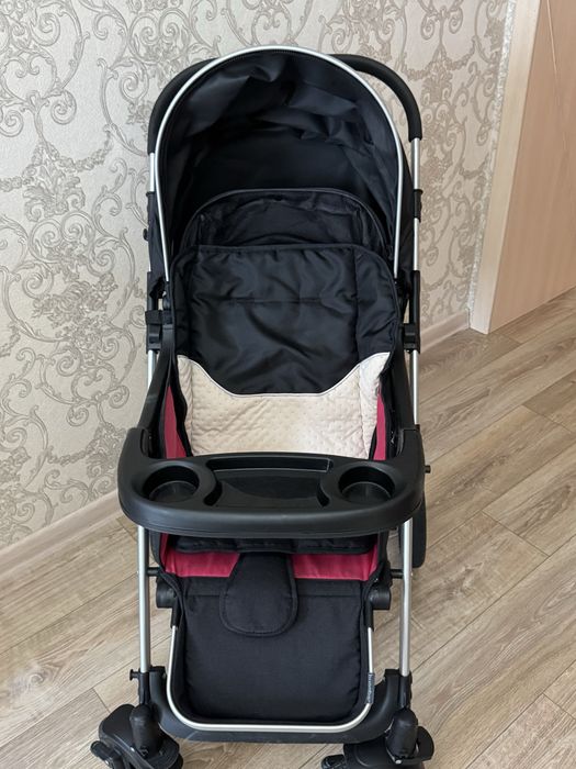 Продам Детскую прогулочную коляску