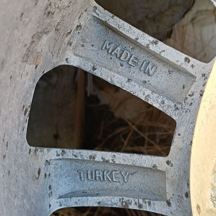 Новые шины с дисками