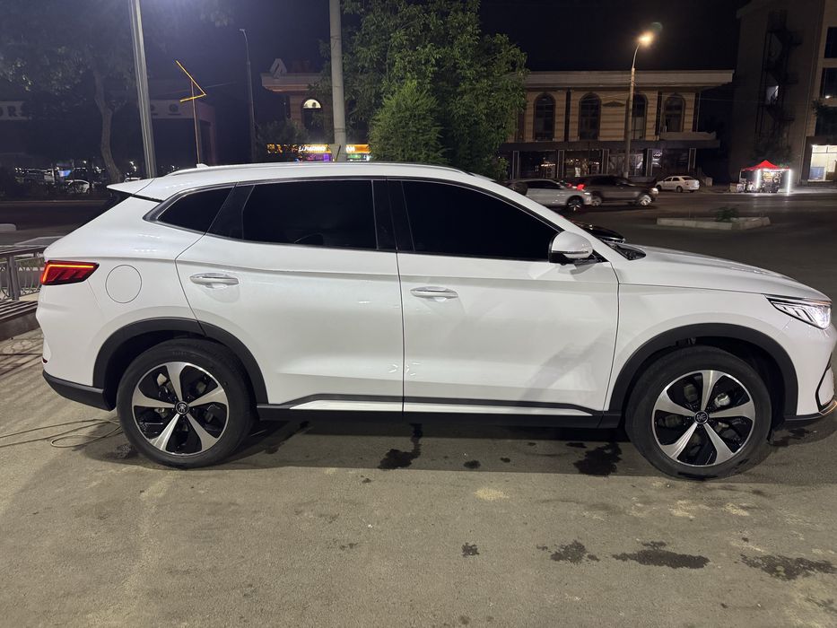 BYD song plus flagship 505