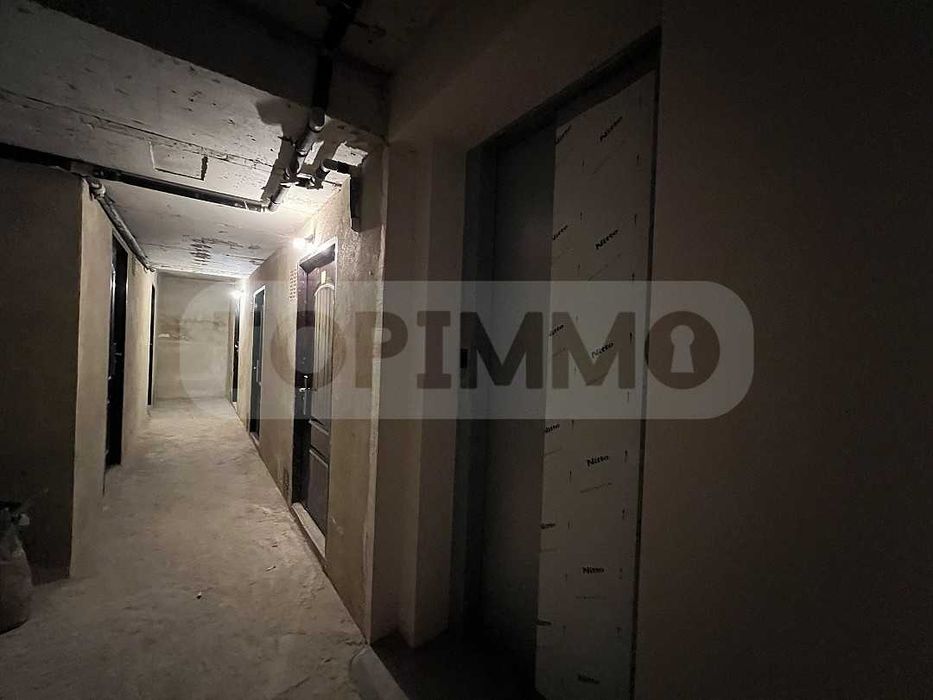 Продава се Двустаен апартамент в Варна, Трошево - 65 кв.м за 2000 €/кв.м - Снимка #13