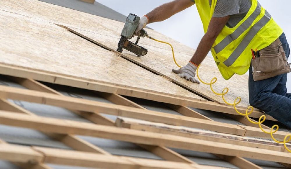 Reparatii acoperisuri mansardari urgente