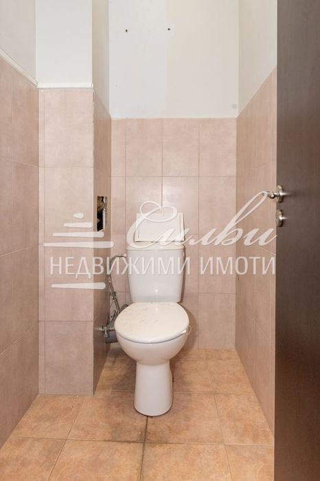 Продава се Магазин в Шумен, Център - 57 кв.м за 1800 €/кв.м - Снимка #4