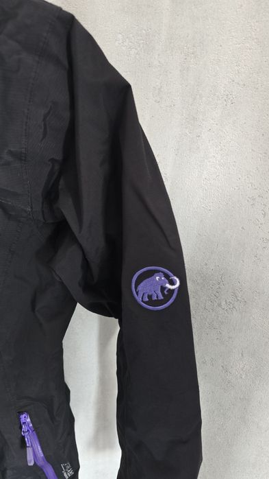 Mammut Dry tech туристическо яке