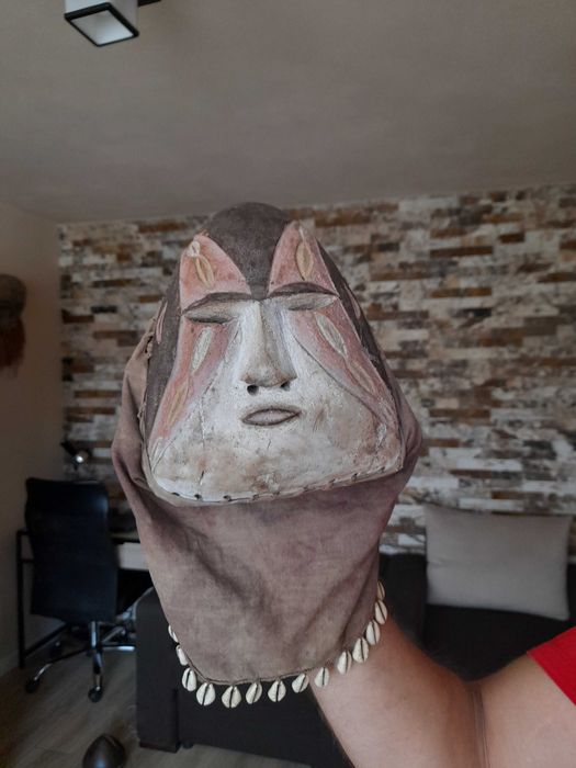 Mască africana de copii de ceremonie