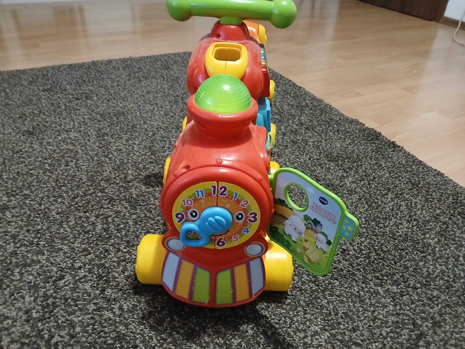 Tractor cu remorc ca melodii si cuvinte