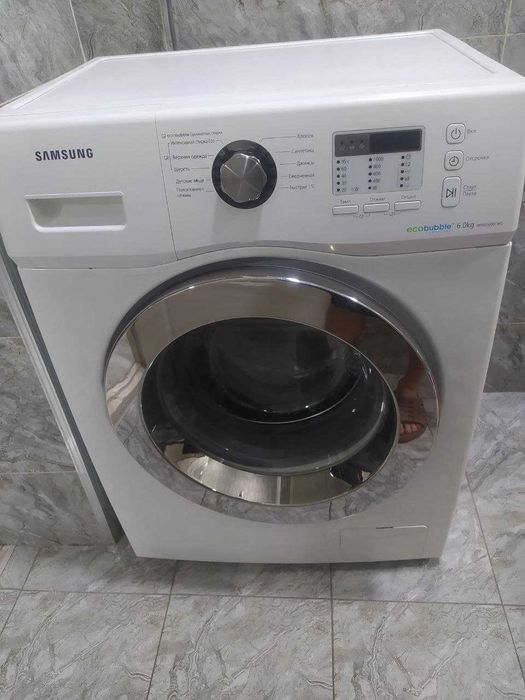 Недорого в полностью хорошем рабочем состоянии Samsung Eco Bubble 6 Kg