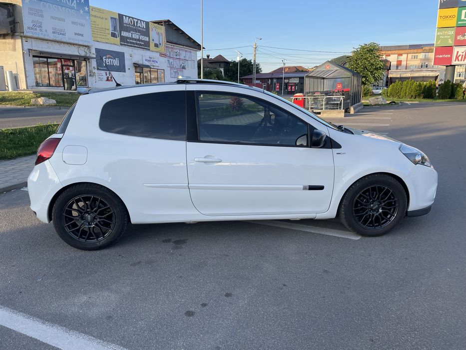 Vand / Schimb Renault Clio 3 , 1.5 dCi Night and Day 140 HP
