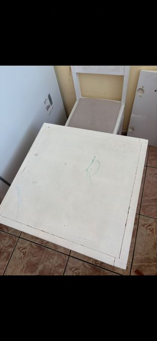 детско столче с маса