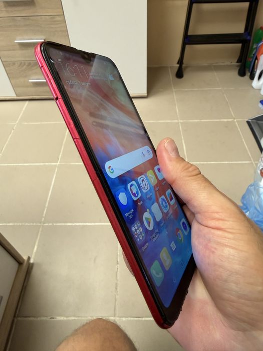 Huawei Y7 (2019) 3/32gb - отлични