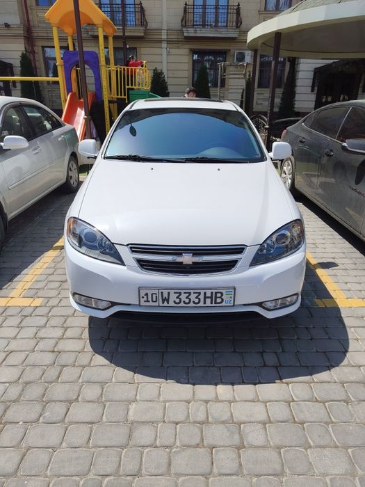 Срочно продаётся свой Gentra 2023-24года III позиции full с наворотами