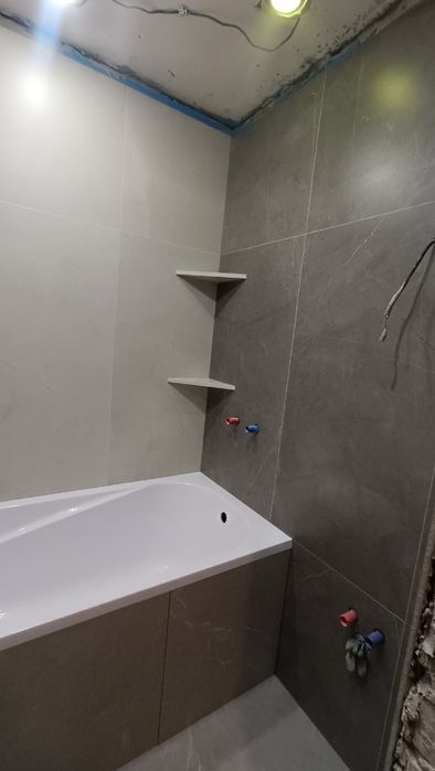 Полки из керамогранита и кафеля