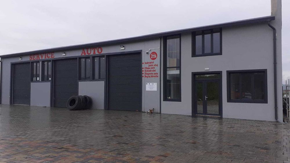 Service auto complect de inchiriat