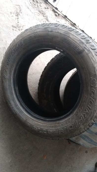 Резина летняя от нивы !