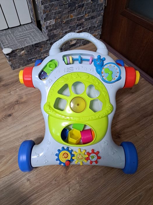 Образователна бебешка проходилка