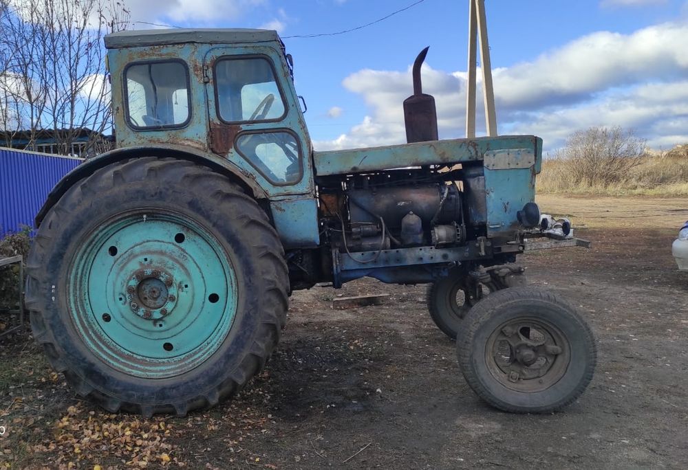Продам трактор т40
