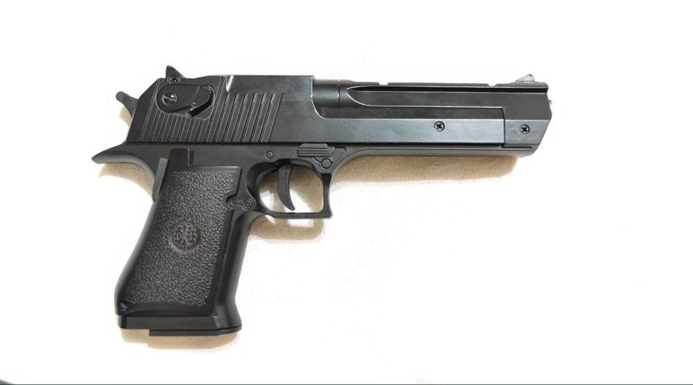 Железный пистолет