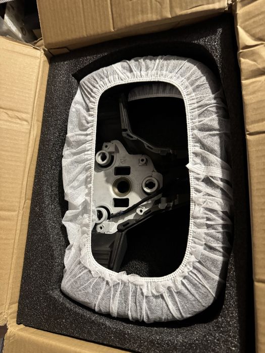 волан за tesla 3 Y  YOKE